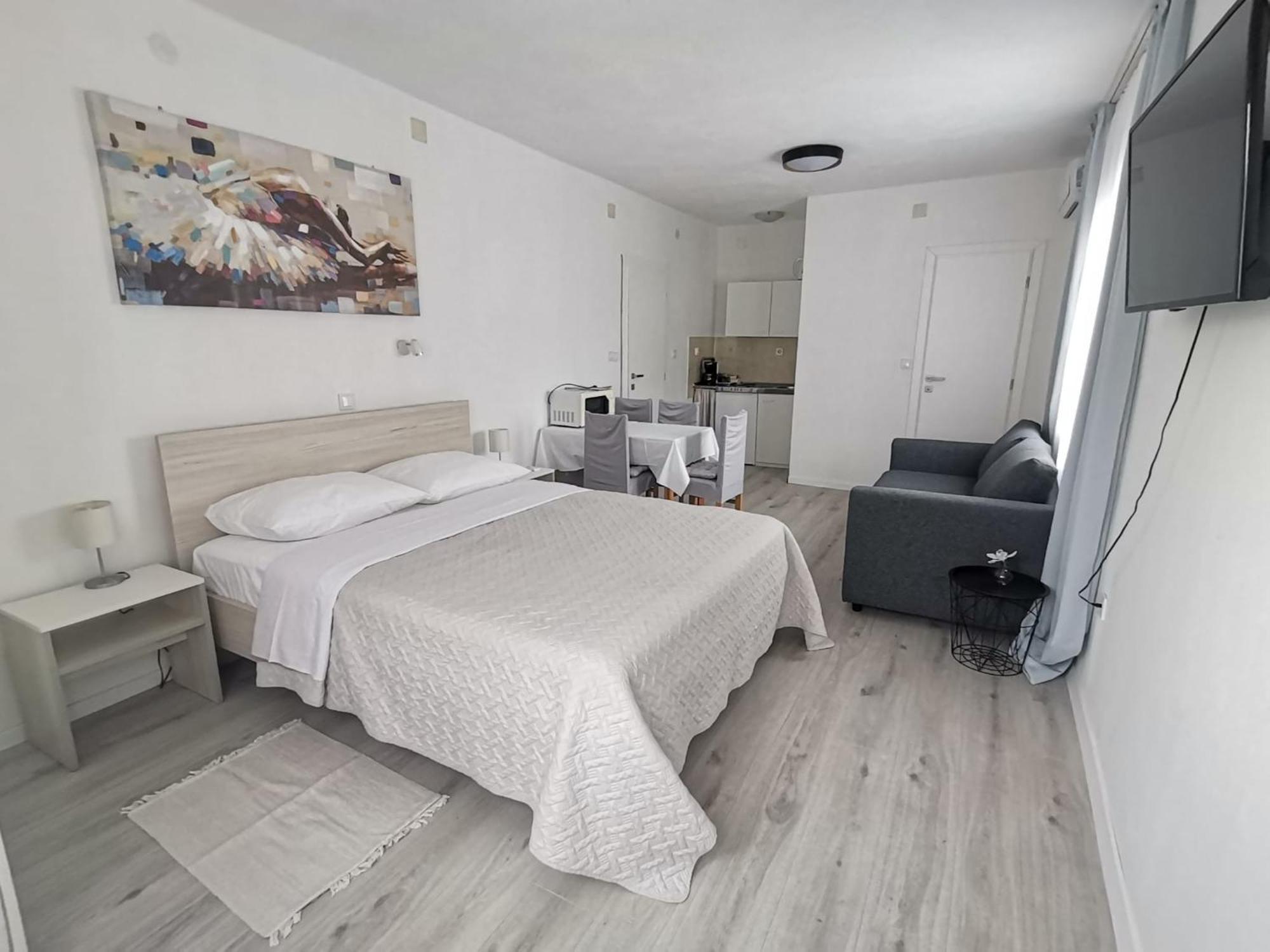 Paulina Harmony Rooms Seget Vranjica Bagian luar foto