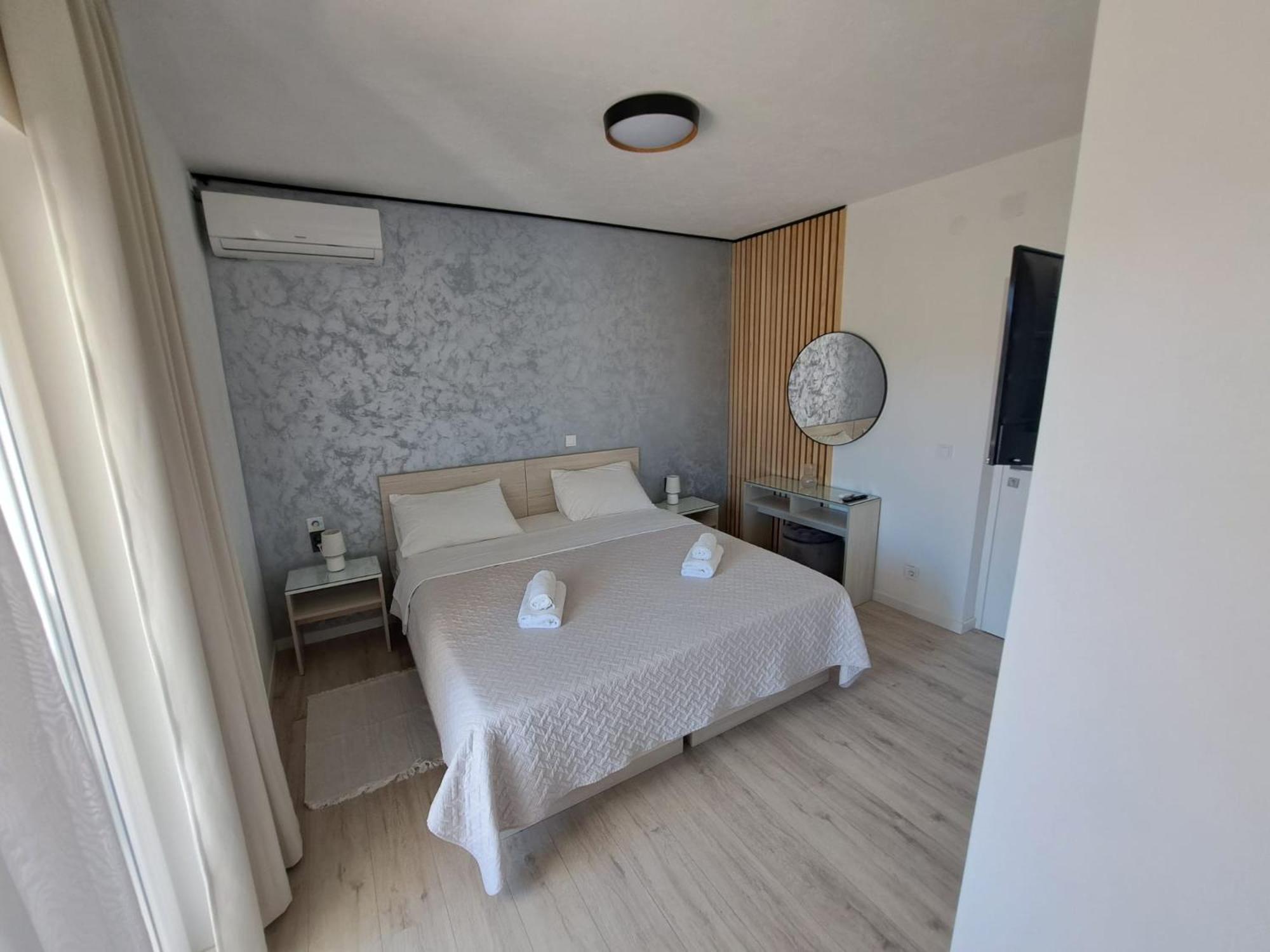 Paulina Harmony Rooms Seget Vranjica Bagian luar foto