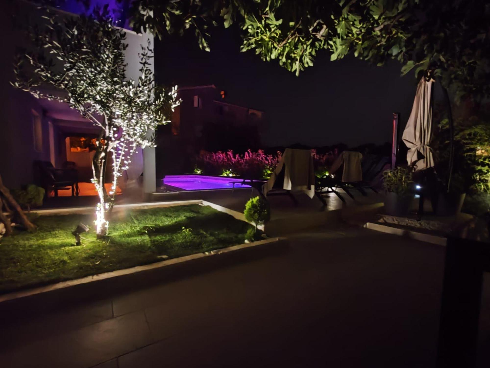 Paulina Harmony Rooms Seget Vranjica Bagian luar foto