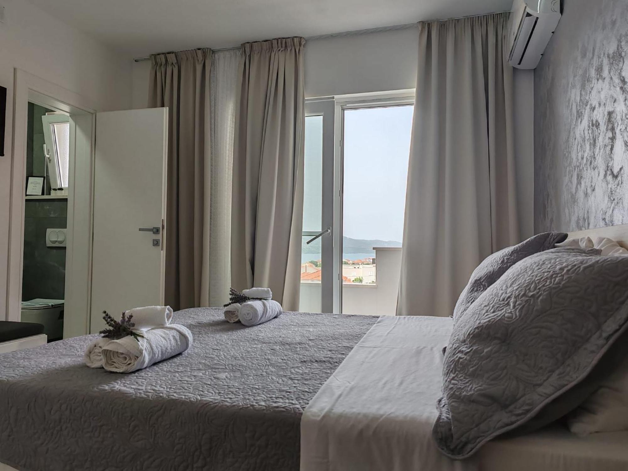 Paulina Harmony Rooms Seget Vranjica Bagian luar foto